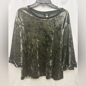 Elegant Velvet Top in Olive Green